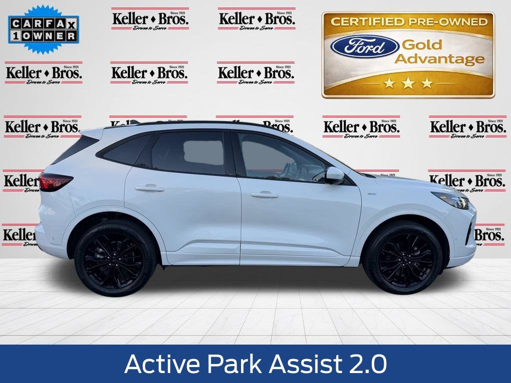 2023 Ford Escape ST-Line Elite