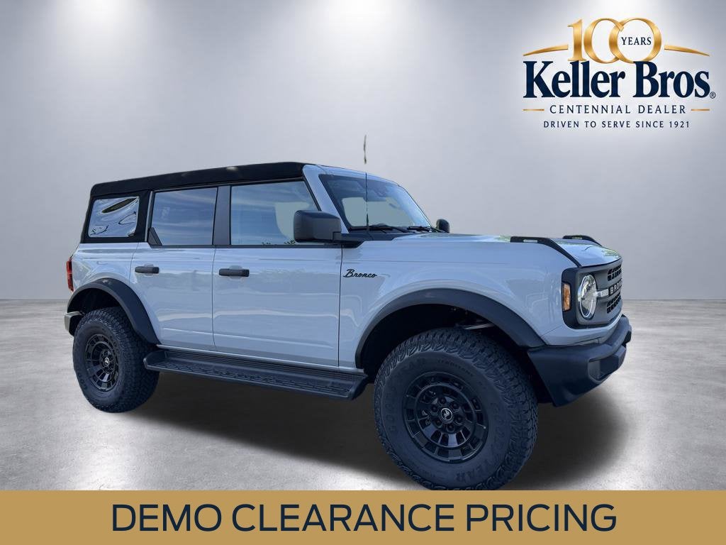 2026 Ford Bronco Matte Black Pkg