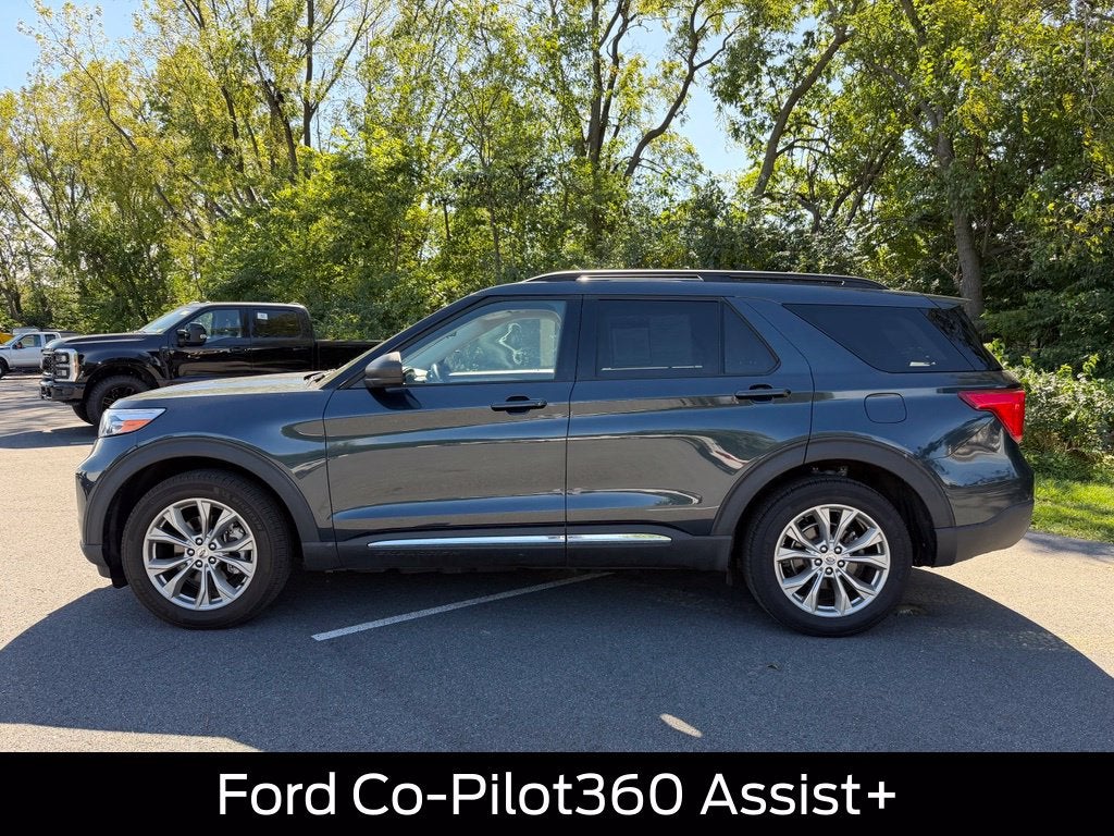 2023 Ford Explorer XLT