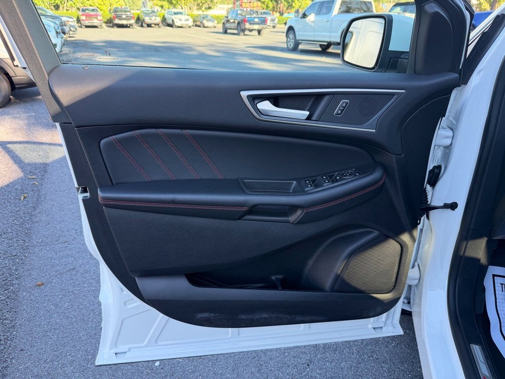 2024 Ford Edge ST Line