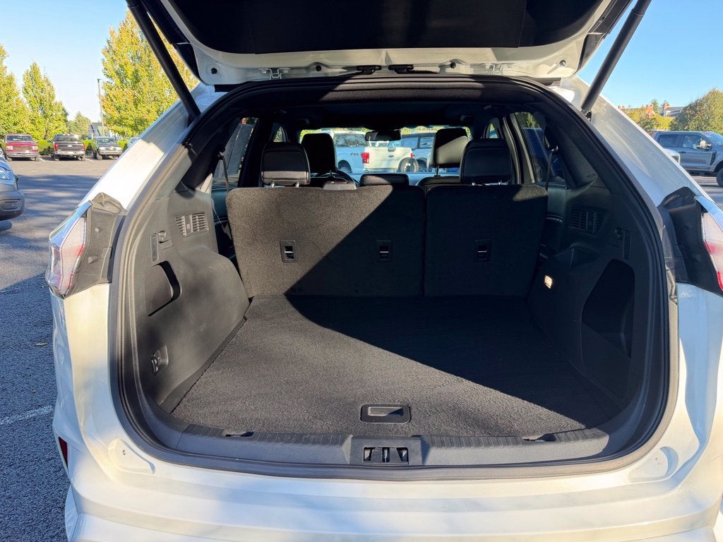 2024 Ford Edge ST Line