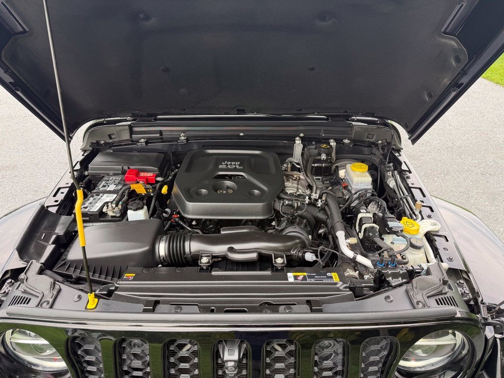 2022 Jeep Wrangler Unlimited Sahara Altitude 4x4