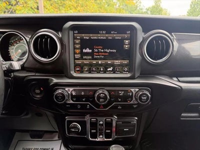2022 Jeep Wrangler Unlimited Sahara Altitude 4x4