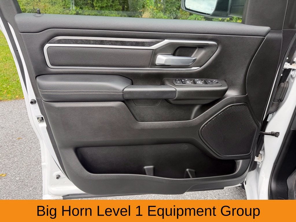 2023 RAM 1500 Big Horn Crew Cab 4x4 5'7' Box