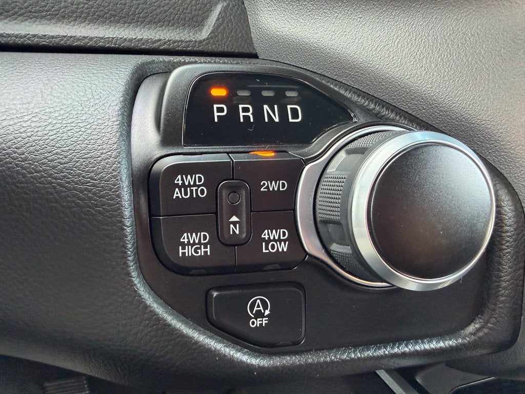 2023 RAM 1500 Big Horn Crew Cab 4x4 5'7' Box