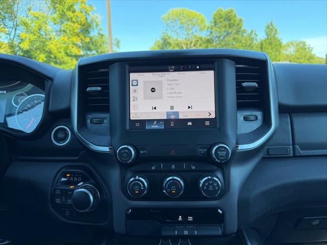 2024 RAM 1500 Big Horn Crew Cab 4x4 5'7' Box