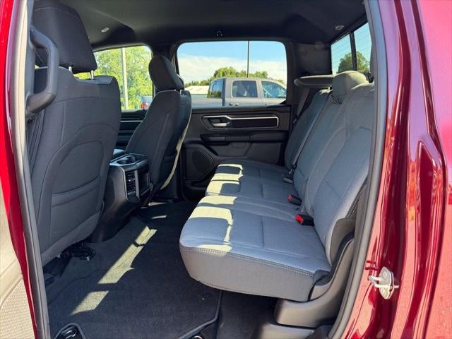 2024 RAM 1500 Big Horn Crew Cab 4x4 5'7' Box