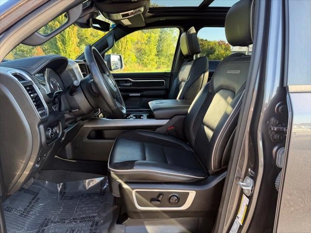 2023 RAM 1500 Laramie Crew Cab 4x4 5'7' Box