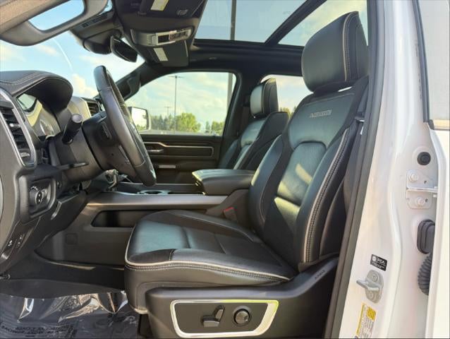 2022 RAM 1500 Laramie Crew Cab 4x4 5'7' Box