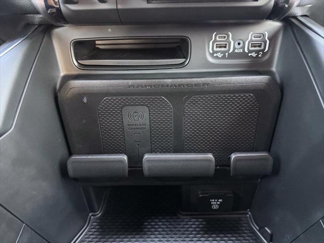 2022 RAM 1500 Laramie Crew Cab 4x4 5'7' Box
