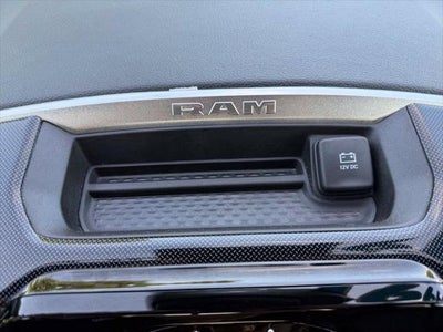 2022 RAM 1500 Laramie Crew Cab 4x4 5'7' Box