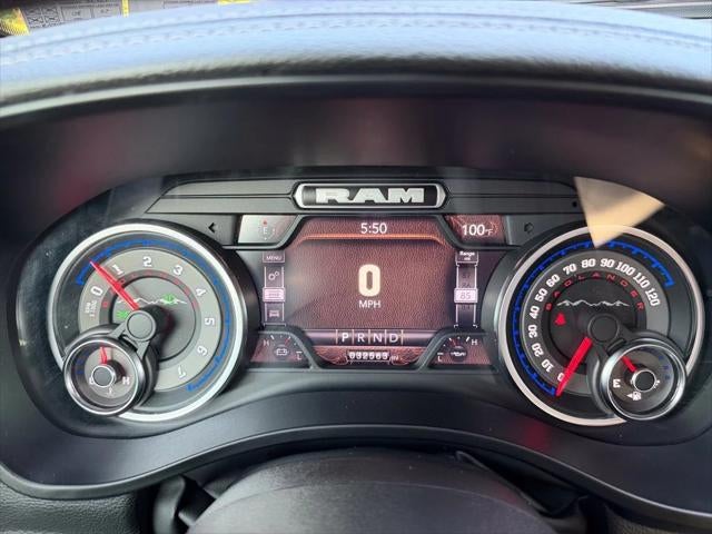 2022 RAM 1500 Laramie Crew Cab 4x4 5'7' Box