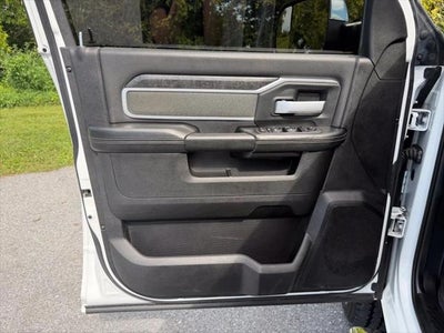 2022 RAM 2500 Big Horn Crew Cab 4x4 6'4' Box