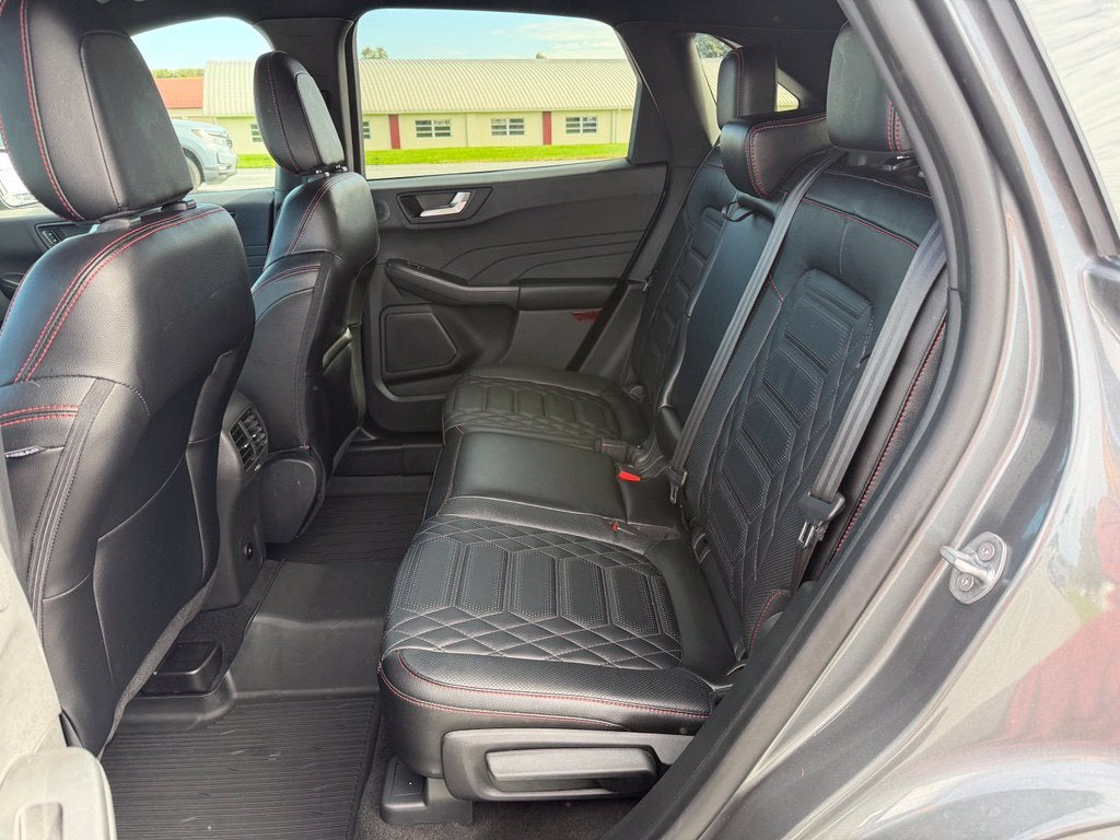 2024 Ford Escape ST-Line Elite