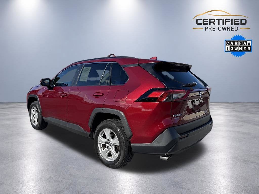 2020 Toyota RAV4 XLE