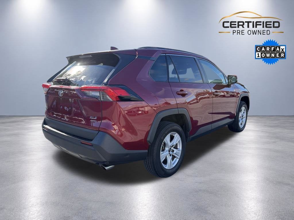 2020 Toyota RAV4 XLE