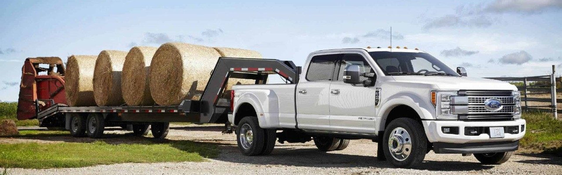 Ford Super Duty F-450 towing hay bales