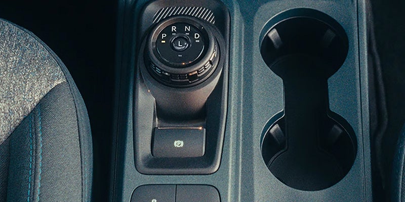 Center console gear selector of Ford Maverick